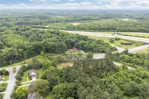 1729 Youngs Mill Rd, Greensboro, NC 27406 - Photo 7