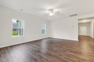 413 Hallingsfield Wy, Zebulon, NC 27597 - Photo 15