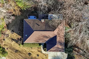 101 Highlands Lake Dr, Cary, NC 27518 - Photo 23