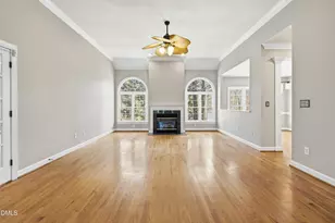 101 Highlands Lake Dr, Cary, NC 27518 - Photo 9