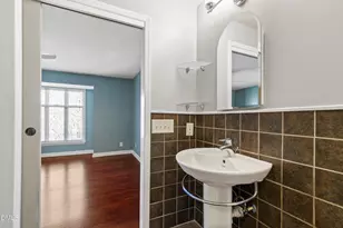 1210 Westview Ln, Raleigh, NC 27605 - Photo 25