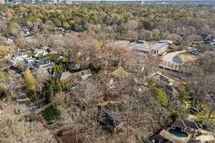 3110 Beaufort St, Raleigh, NC 27609 - Photo 5