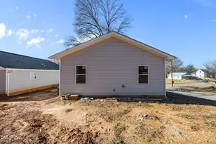1105 8th St, Statesville, NC 28677 - Photo 11