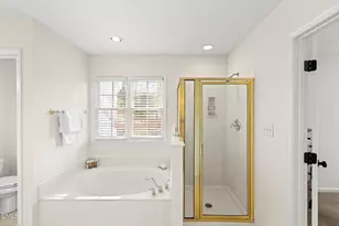 105 Catchpenny Ct, Cary, NC 27519 - Photo 43