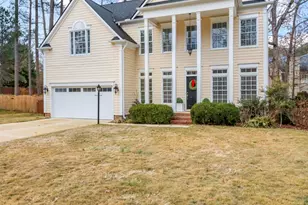 105 Catchpenny Ct, Cary, NC 27519 - Photo 3