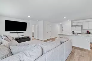 1423 N Wilshire Ct, Kinston, NC 28504 - Photo 5