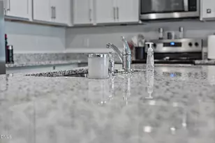 1423 N Wilshire Ct, Kinston, NC 28504 - Photo 11