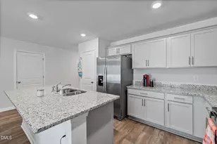 1423 N Wilshire Ct, Kinston, NC 28504 - Photo 9