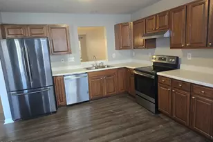 217 Climbing Ivy Ct, Cary, NC 27511 - Photo 5