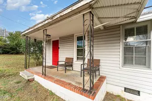 330 E Stallings St, Clayton, NC 27520 - Photo 5