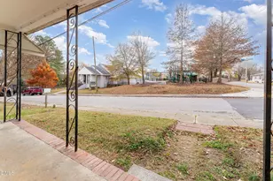 330 E Stallings St, Clayton, NC 27520 - Photo 7