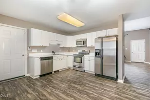 60 Coral Ridge Cir, Franklinton, NC 27525 - Photo 5