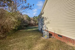 9025 Ferrell Rd, Zebulon, NC 27597 - Photo 17