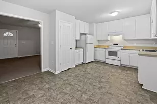 9025 Ferrell Rd, Zebulon, NC 27597 - Photo 5