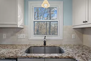 4828 Latimer Rd, Raleigh, NC 27609 - Photo 9