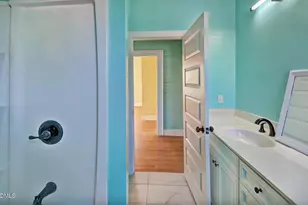 909 E Morehead St, Burlington, NC 27215 - Photo 11