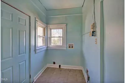 909 E Morehead Street, Burlington, NC 27215 - Photo 7