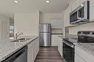 179 Bedstone Wy, Clayton, NC 27520 - Photo 5