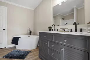 209 Huck Finn Ct, Hope Mills, NC 28348 - Photo 25