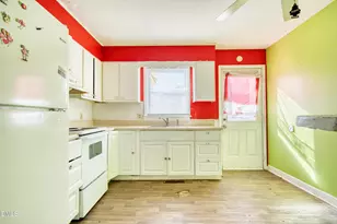 1126 Benning St, Durham, NC 27703 - Photo 7