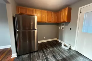 807 Chatham St, Sanford, NC 27330 - Photo 5