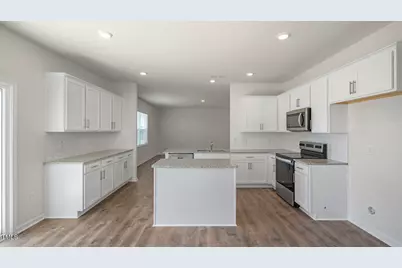 360 Hanging Elm Lane, Fuquay Varina, NC 27526 - Photo 7