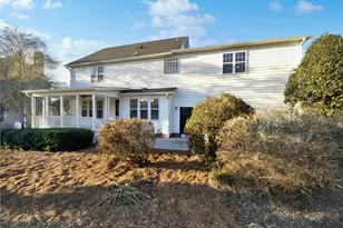 1005 Tyler Farms Dr, Raleigh, NC 27603 - Photo 7