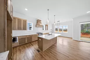 2520 Prince Dr, Raleigh, NC 27606 - Photo 11