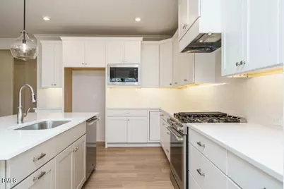 749 W Holly Springs Road, Holly Springs, NC 27540 - Photo 19