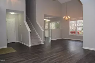 105 Martins Point Pl, Cary, NC 27519 - Photo 7