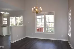 105 Martins Point Pl, Cary, NC 27519 - Photo 9