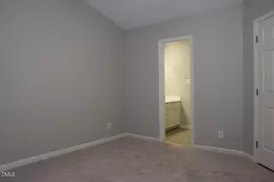 105 Martins Point Pl, Cary, NC 27519 - Photo 19