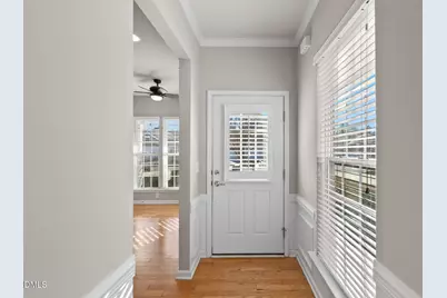 727 Hornchurch Loop, Cary, NC 27519 - Photo 3