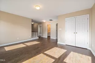 105 Holmhurst Ct, Cary, NC 27519 - Photo 23