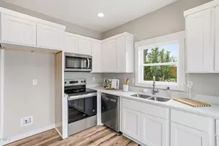 1006 N Center St, Goldsboro, NC 27530 - Photo 9