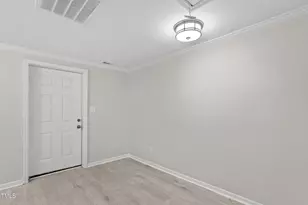 2705 Crest St, Durham, NC 27705 - Photo 19