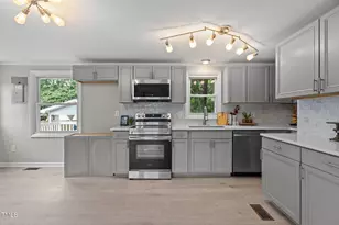 921 E Club Blvd, Durham, NC 27704 - Photo 7