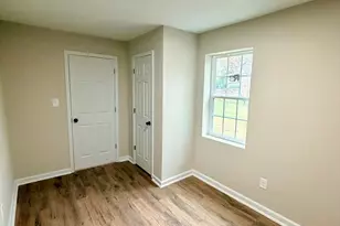 636 Flint St, Henderson, NC 27536 - Photo 17