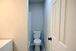 636 Flint St, Henderson, NC 27536 - Photo 11