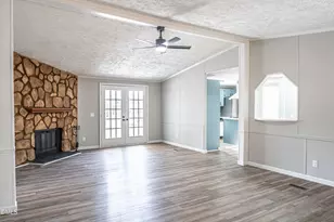 660 Pinebluff Lake Rd, Aberdeen, NC 28315 - Photo 9