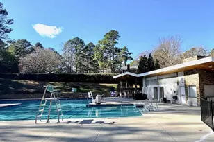 3132 Westbury Dr, Raleigh, NC 27607 - Photo 3