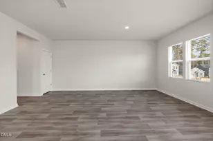 344 Scottsdale Dr, Sanford, NC 27330 - Photo 11