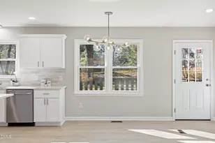 328 Smith Dr, Durham, NC 27712 - Photo 9