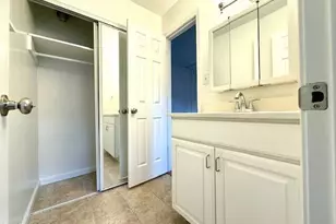 5800 Falls of Neuse Rd, Raleigh, NC 27609 - Photo 17