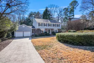 3401 Malibu Dr, Raleigh, NC 27607 - Photo 5
