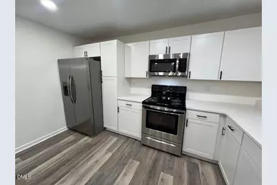 711 Memorial Avenue, Dunn, NC 28334 - Photo 7