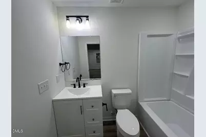 711 Memorial Avenue, Dunn, NC 28334 - Photo 19