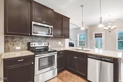 281 E Webber Lane, Clayton, NC 27527 - Photo 9