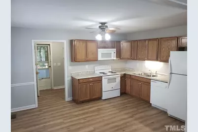 7708 Longstreet Drive, Raleigh, NC 27615 - Photo 3