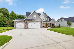 196 Bandelier Dr, Selma, NC 27576 - Photo 3